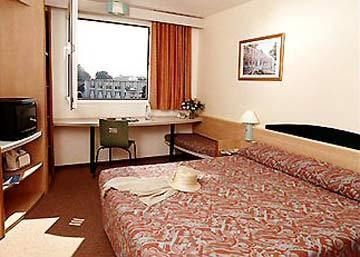 Ibis Fiera Rome