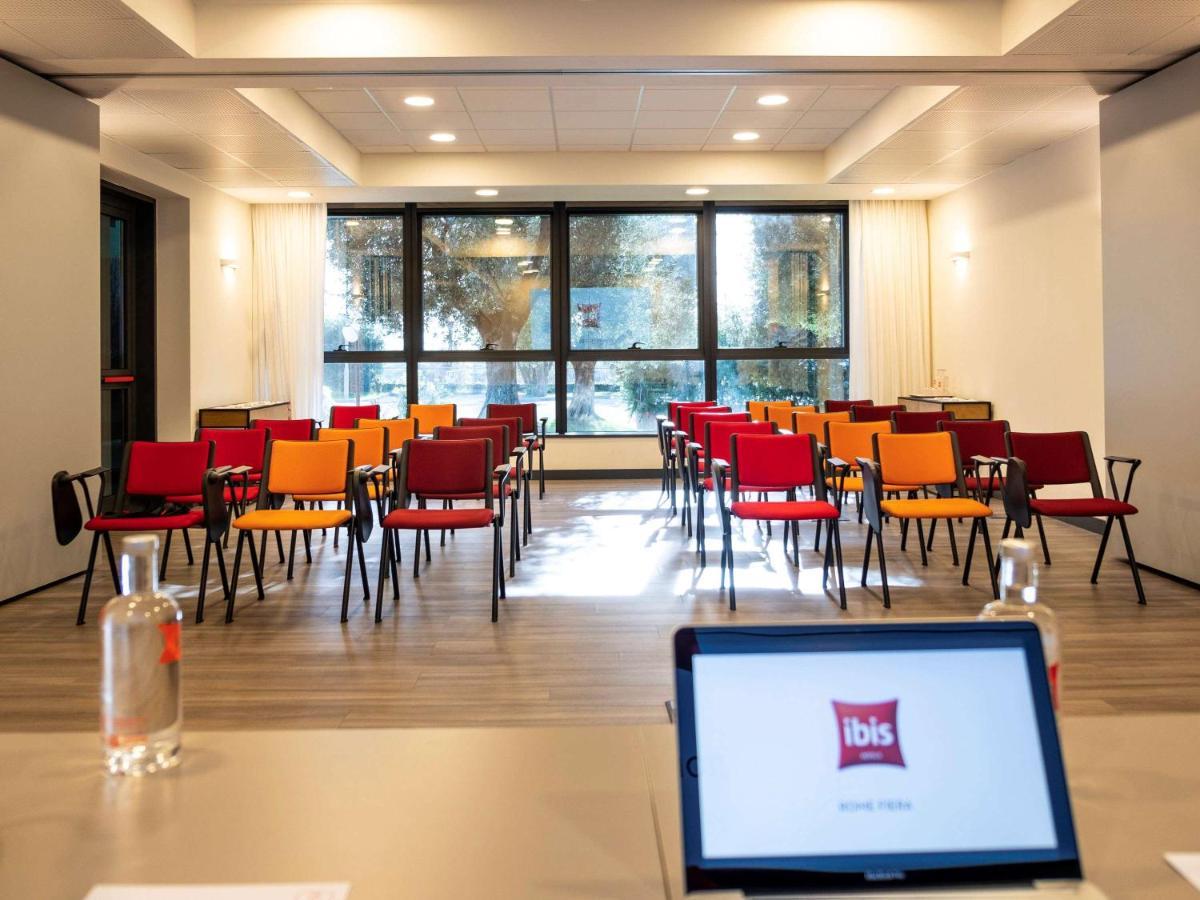 Ibis Fiera Hotel Roma