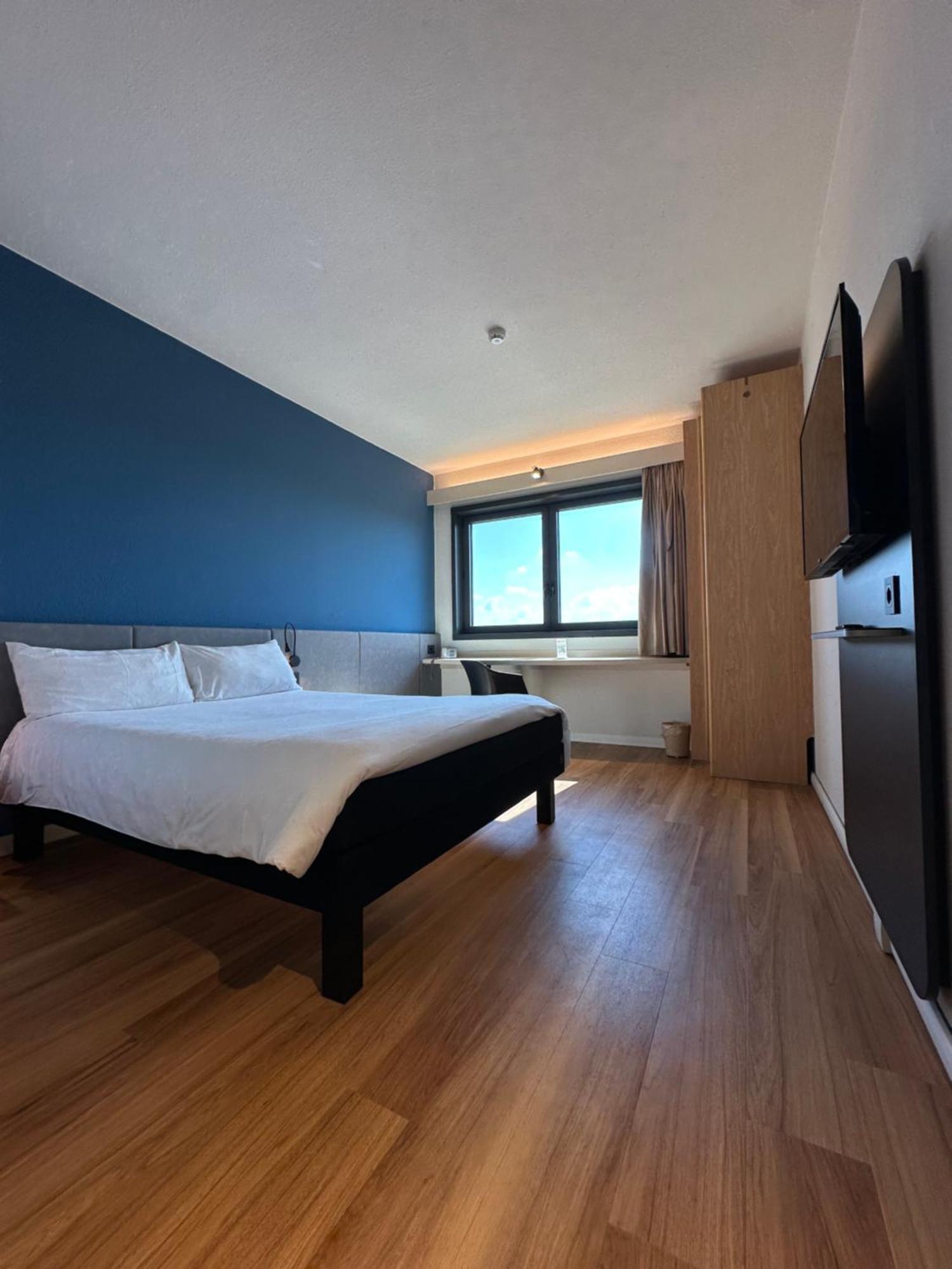 Ibis Fiera