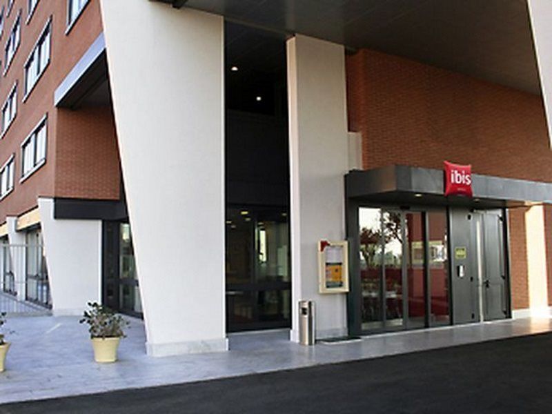 Hotel Ibis Fiera 3*
